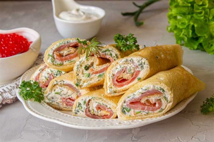 Фаршированные блины с рыбой и огурцом