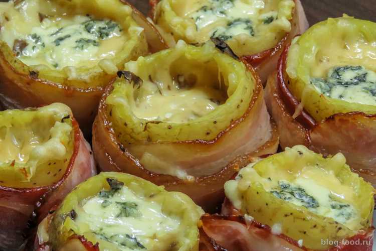 Фаршированный картофель с сыром и беконом