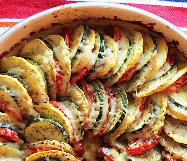 Кабачки с сыром и чесноком в духовке