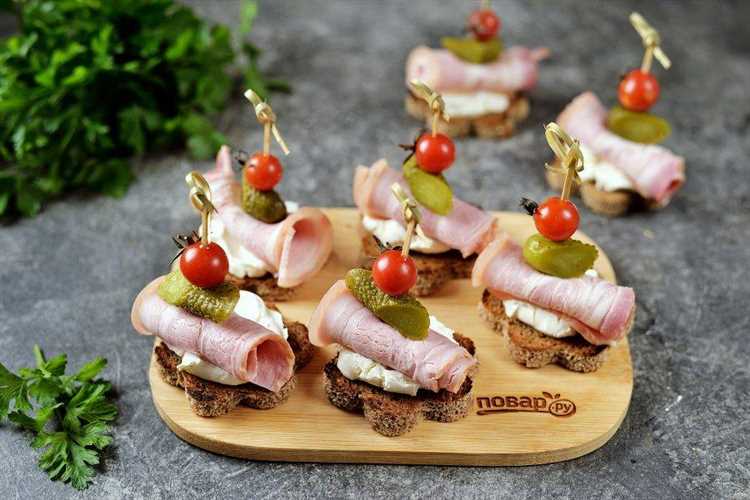Канапе с морскими гребешками и беконом