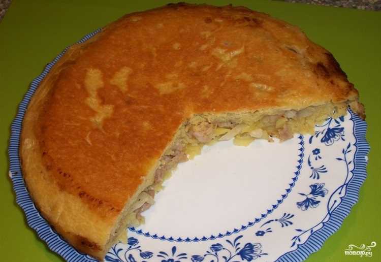 Пирог на сковороде с мясом