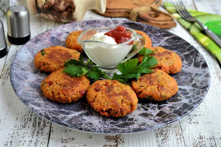 Постные котлеты из красной чечевицы