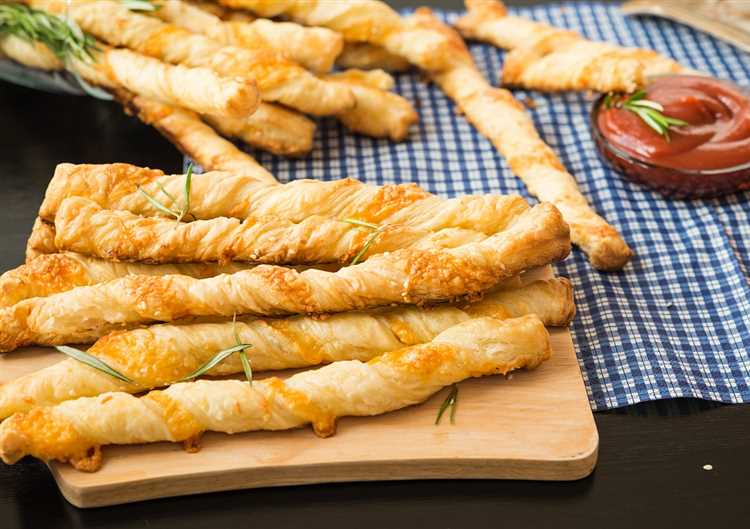 Сырные палочки со шпинатом