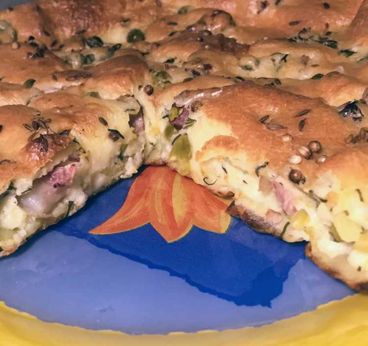 Заливной пирог с курицей на кефире