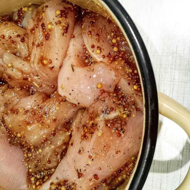 Жареные куриные грудки в лаймовом маринаде